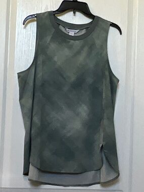 Athleta Sleeveless Top, Size L, Relaxed Fit